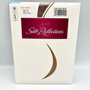 HANES SILK REFLECTIONS SILKY SHEER CONTROL TOP 717 BARELY THERE - SIZE AB